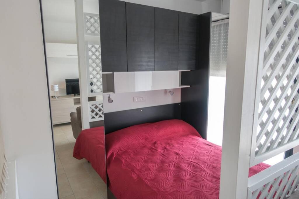 Apartment Victoria, Cozy Studio Flat Near Leonardo Academy Sesto Calende Eksteriør bilde